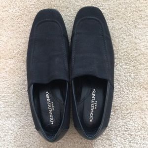 Donald Pliner black tight weave cloth loafers